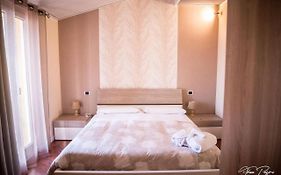Hotel Lonatino